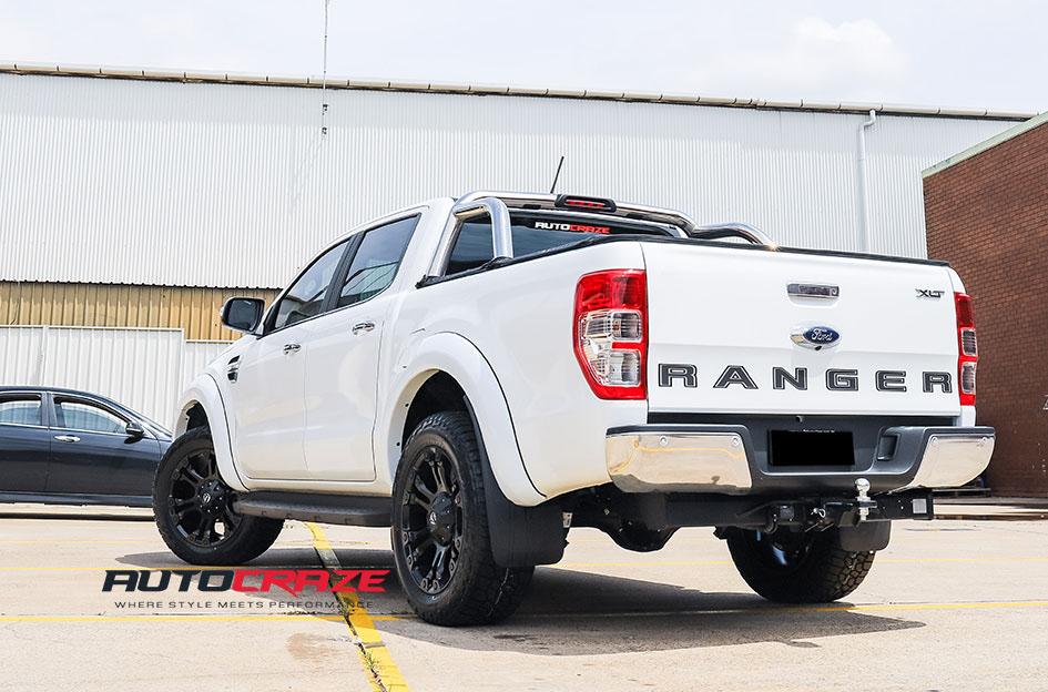FORD-RANGER-VAPOR-MATTE-BLACK